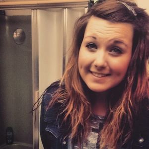 Meet your Posher, Katelyn